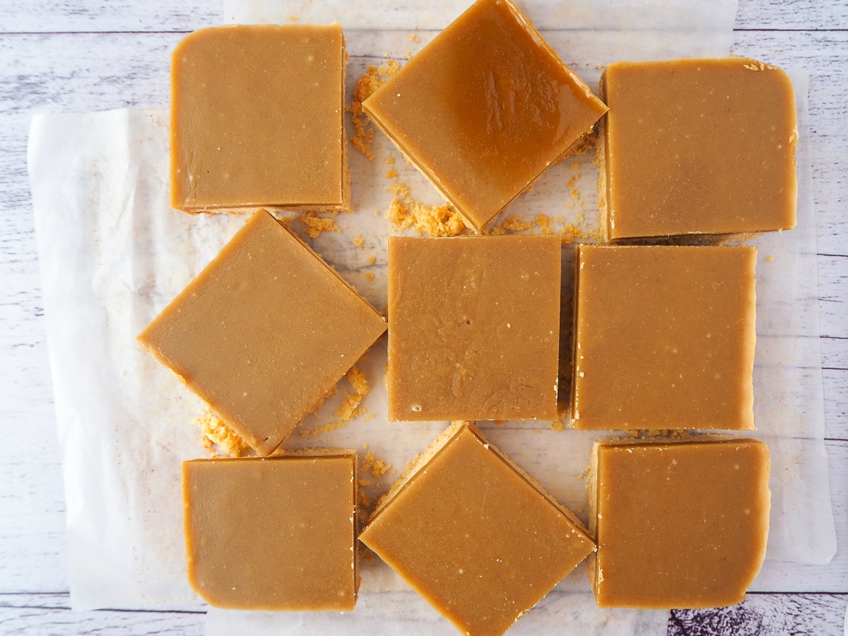 Ginger crunch 20 Cut up ginger crunch on baking paper.