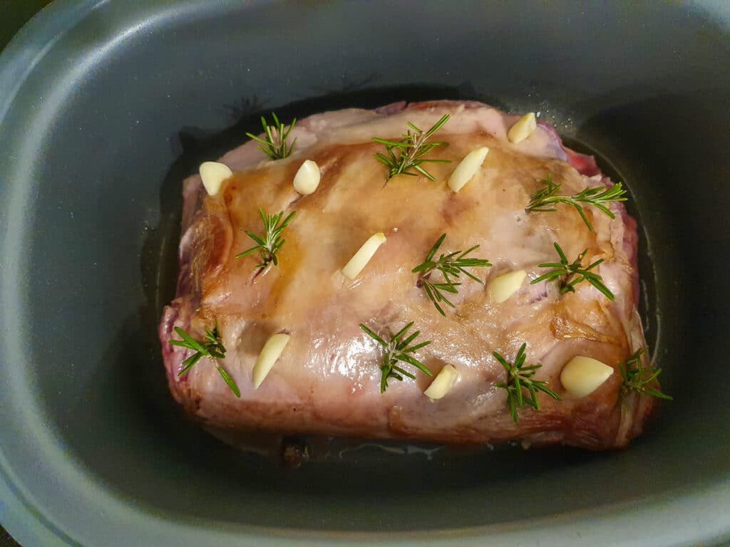 Slow cooker lamb shoulder 12 Lamb shoulder in slow cooker.