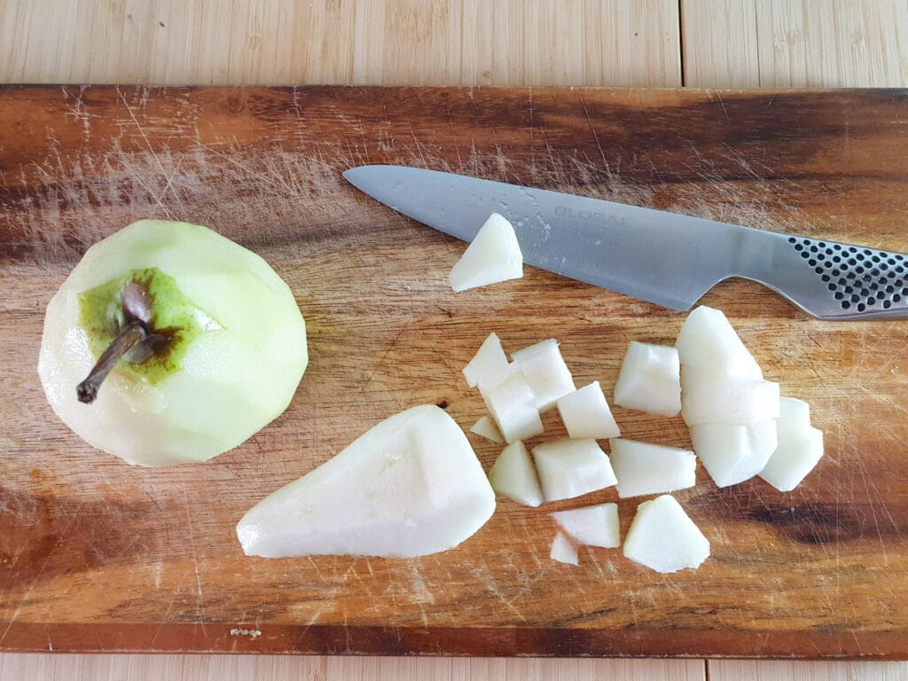 Pear muffins 6 Peeling, coring and slicing pears.