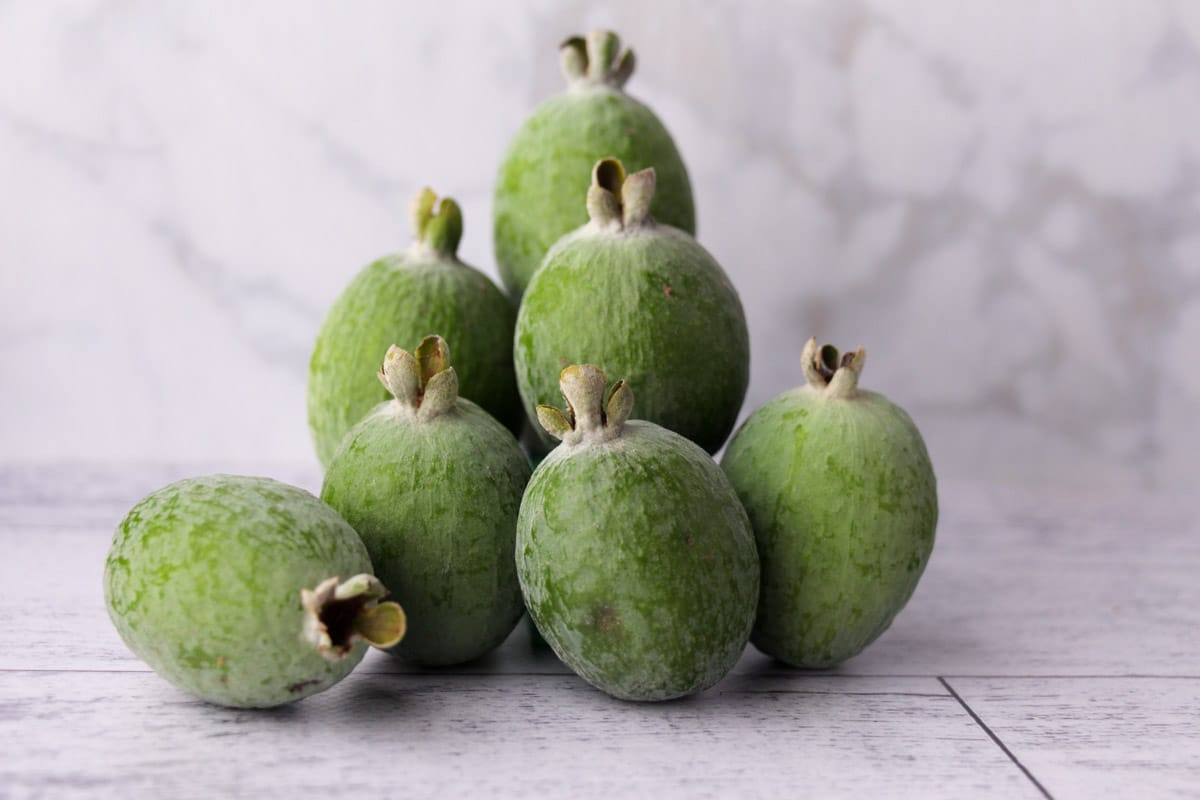 Feijoa recipes 2 Feijoa fruit.